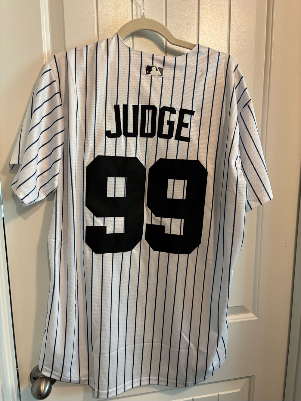 New York Yankees Aaron Judge Baseball Jersey - Picture 2 of 5